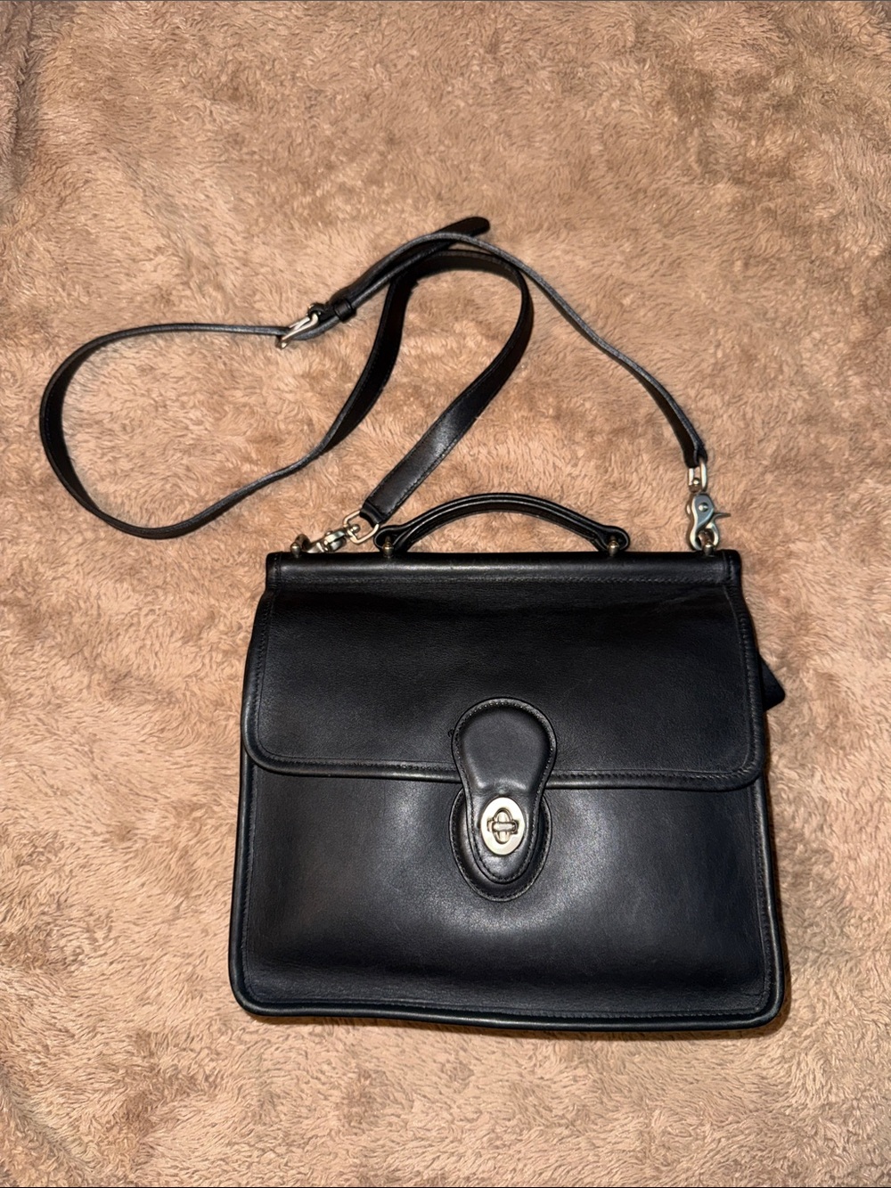 Coach Vintage Black Willis Crossbody Bag